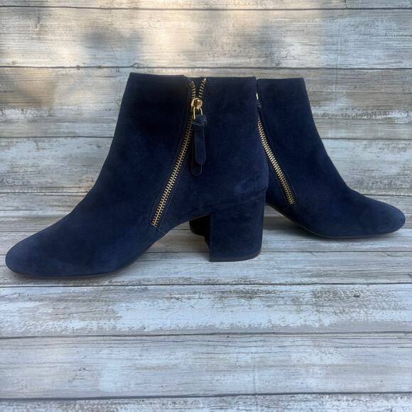 Cole Haan Saylor Grande Bootie Sz 9B Blue Suede Side Zipper Round Tow Block Heel - Picture 1 of 14